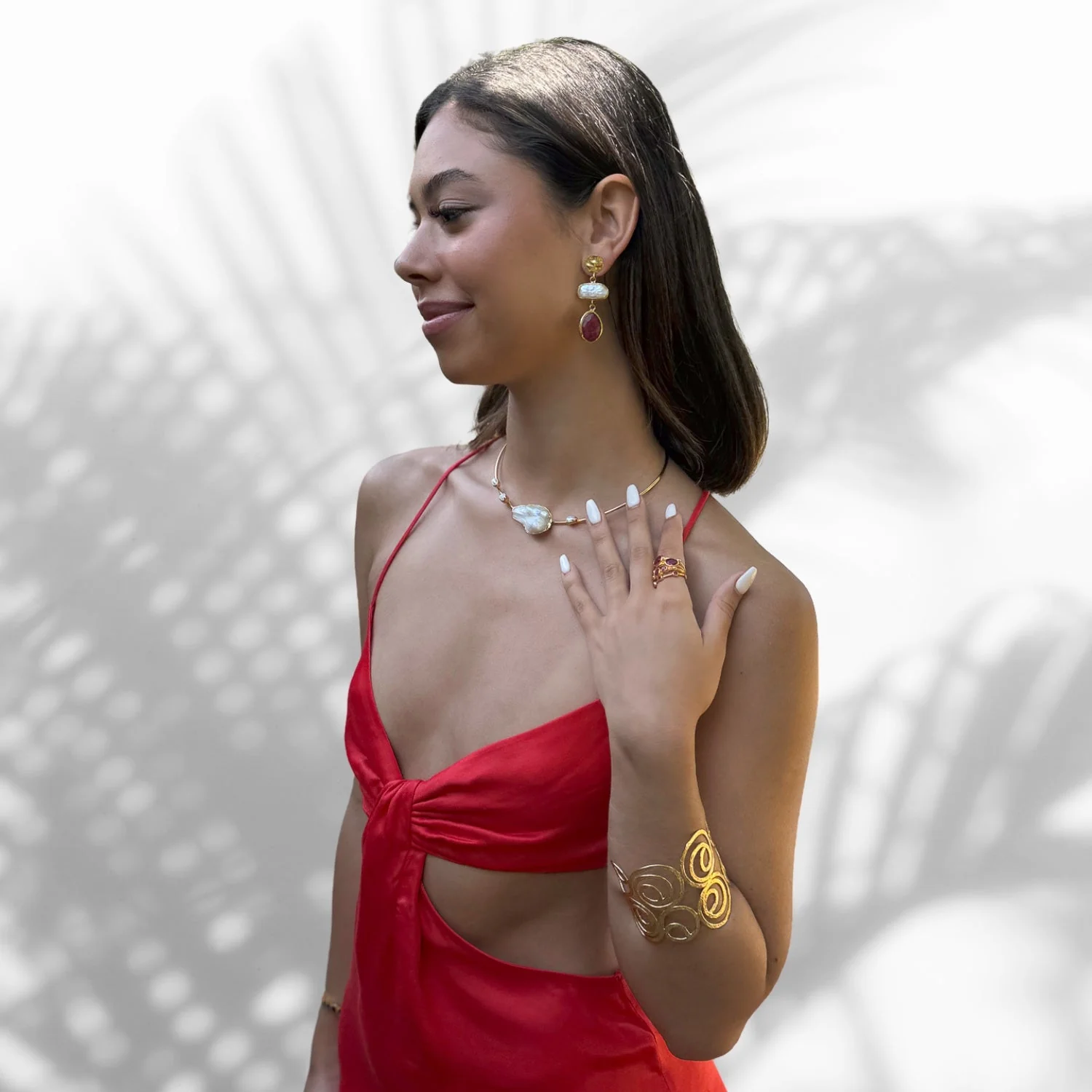 Pearl & Gold Choker Necklace - Image 2