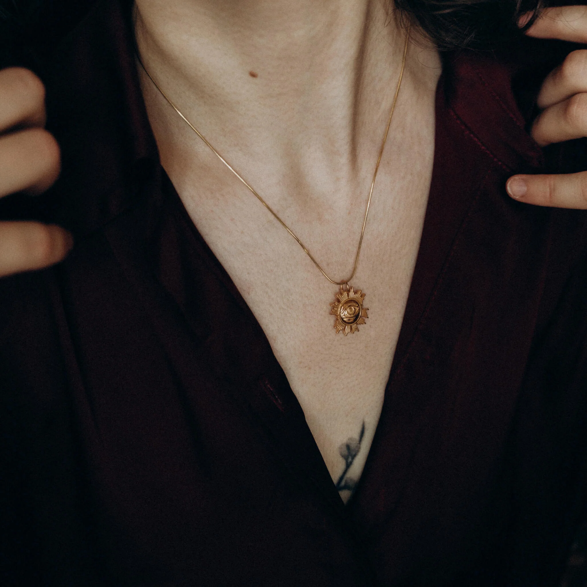 Eye Flip Pendant | Gold - Image 2