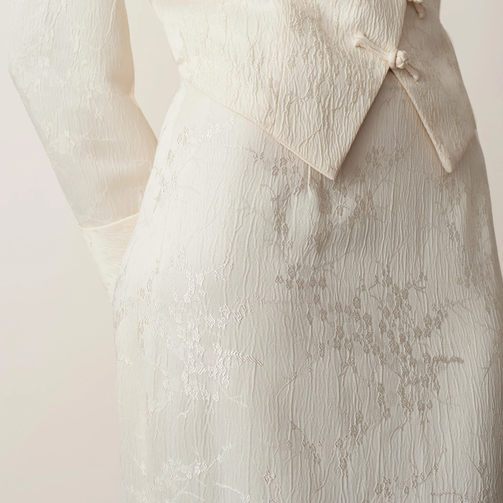 White Midi Pencil Skirt - Image 5