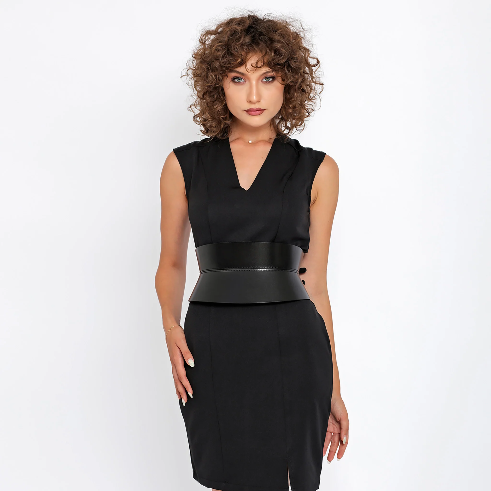 Black Rounded Hourglass Belt - Image 2