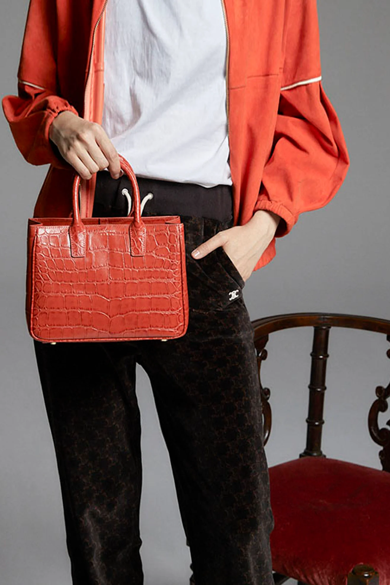 Loui Orange Small - Image 10