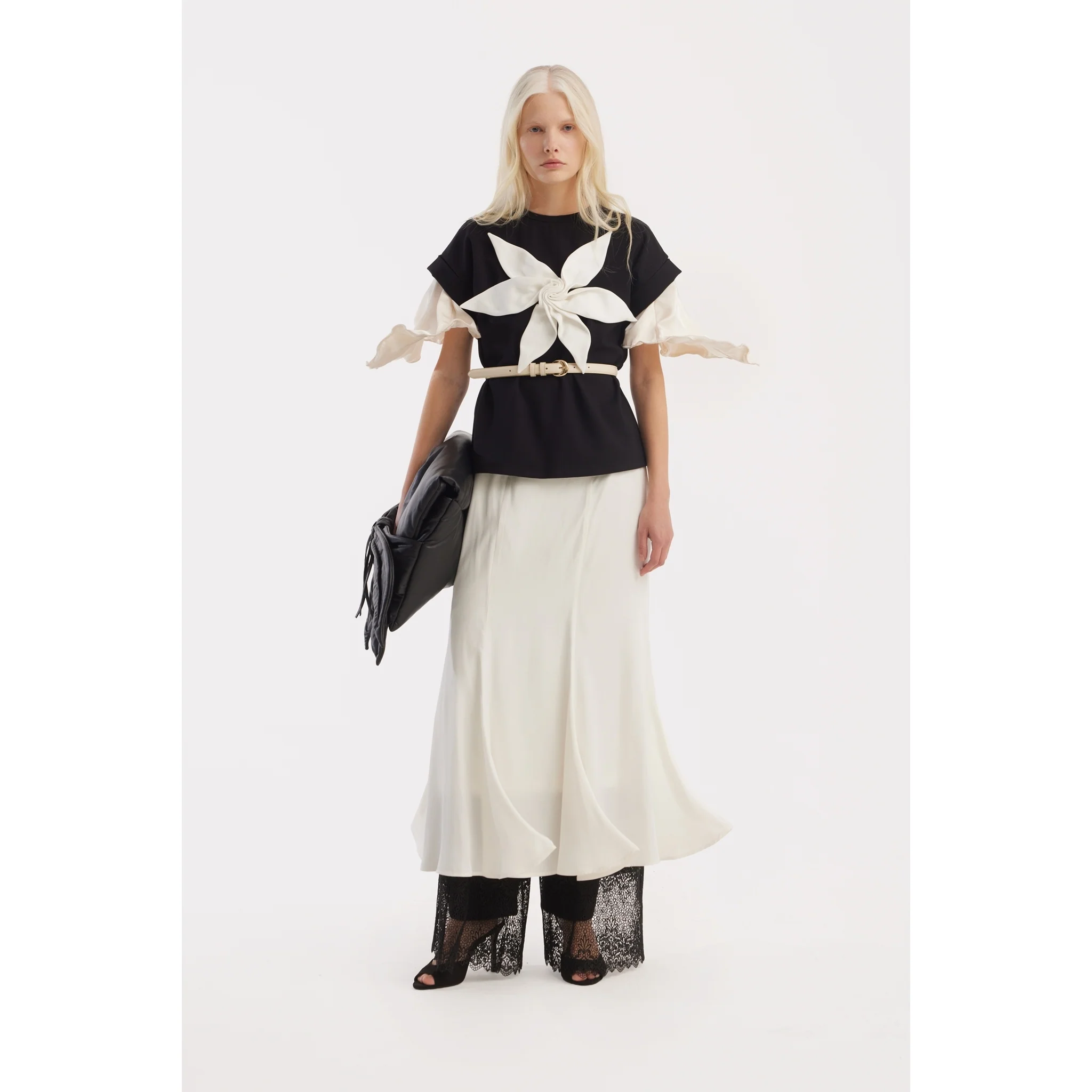Crew-Neck Jersey T-Shirt With Flower - Black - Image 4