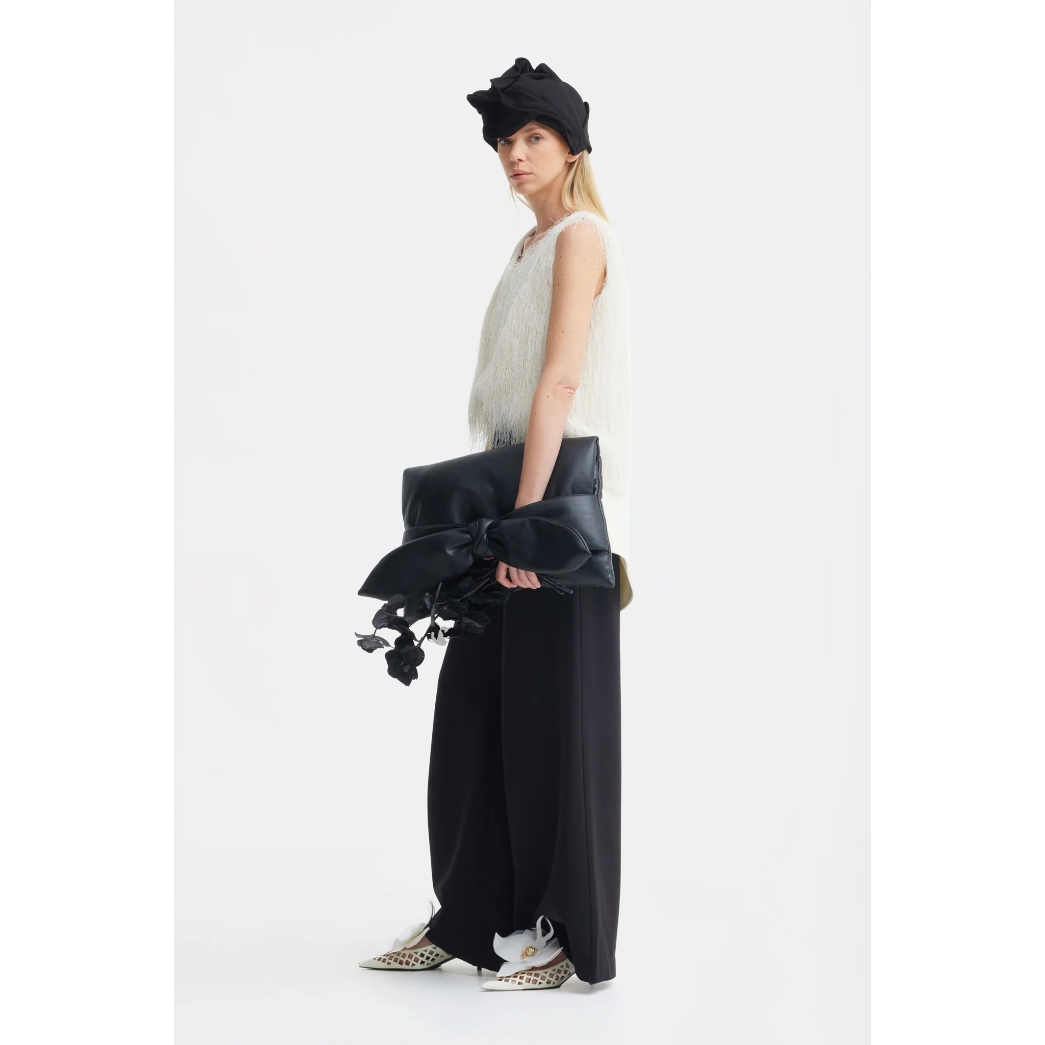 Statement Waist Wide-Leg Trousers - Black - Image 14