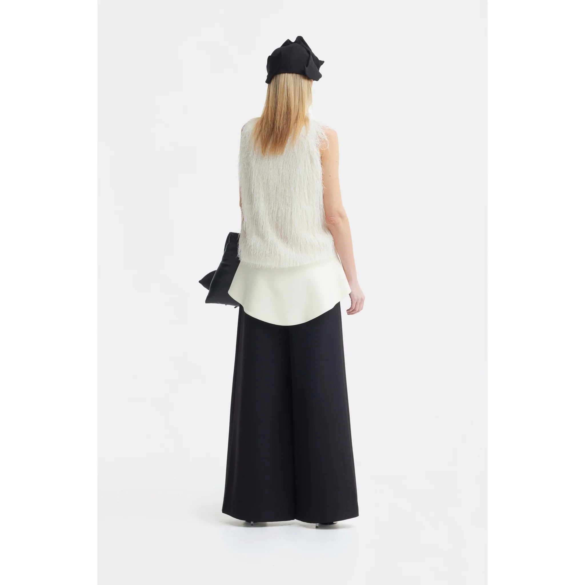 Statement Waist Wide-Leg Trousers - Black - Image 16