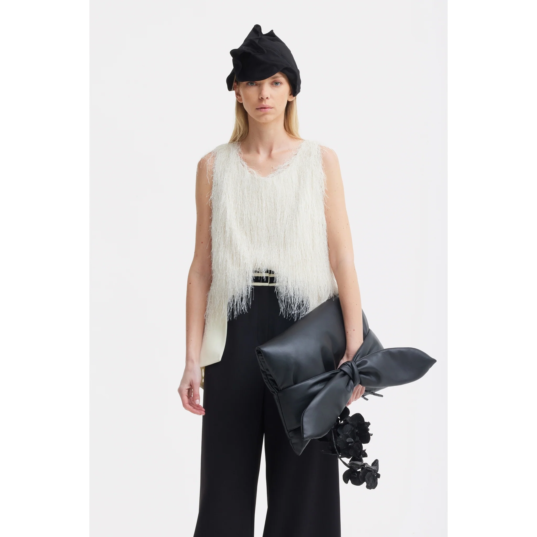 Statement Waist Wide-Leg Trousers - Black - Image 5