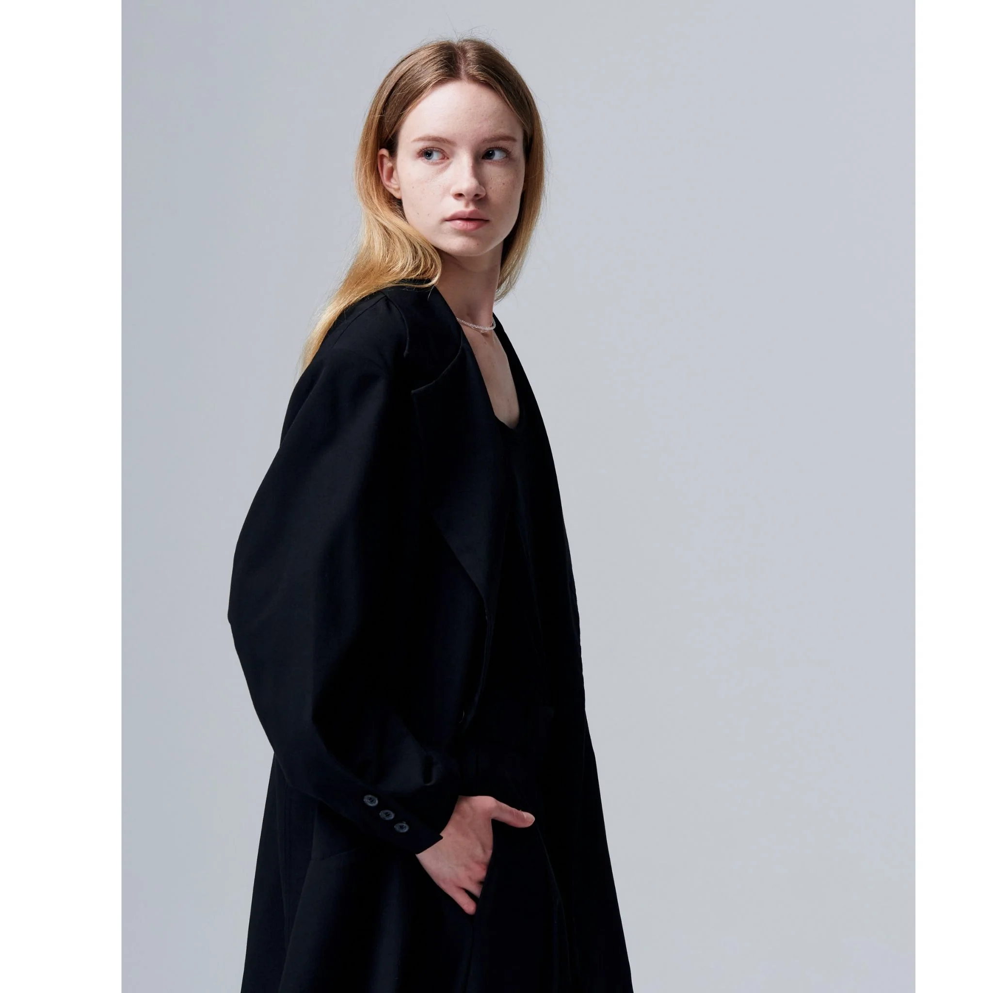 Noir Cuff Blazer with Folded Sleeve Detail and Waist Strap - Image 12