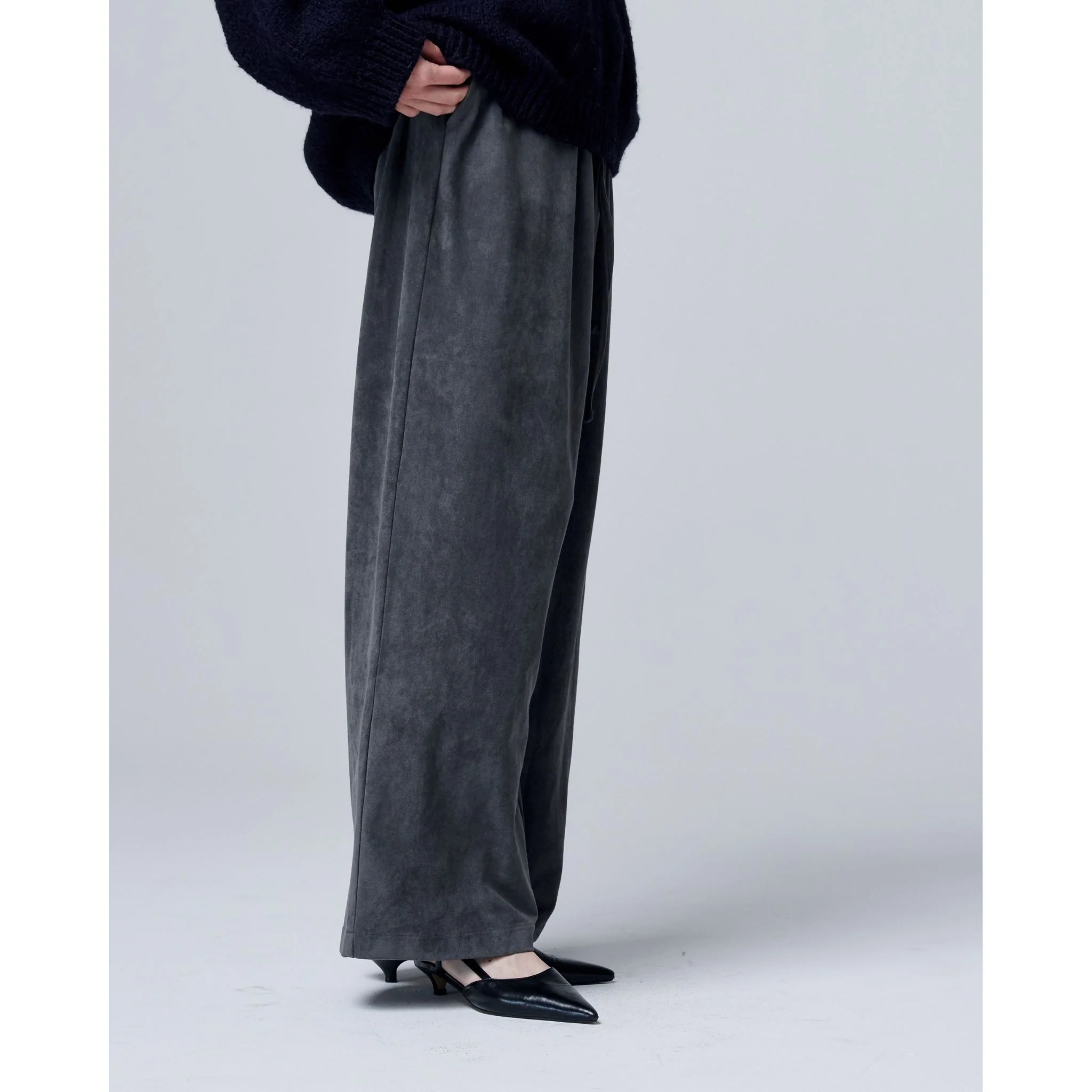 Velour Suede Pants with Elastic Waistband - Image 9