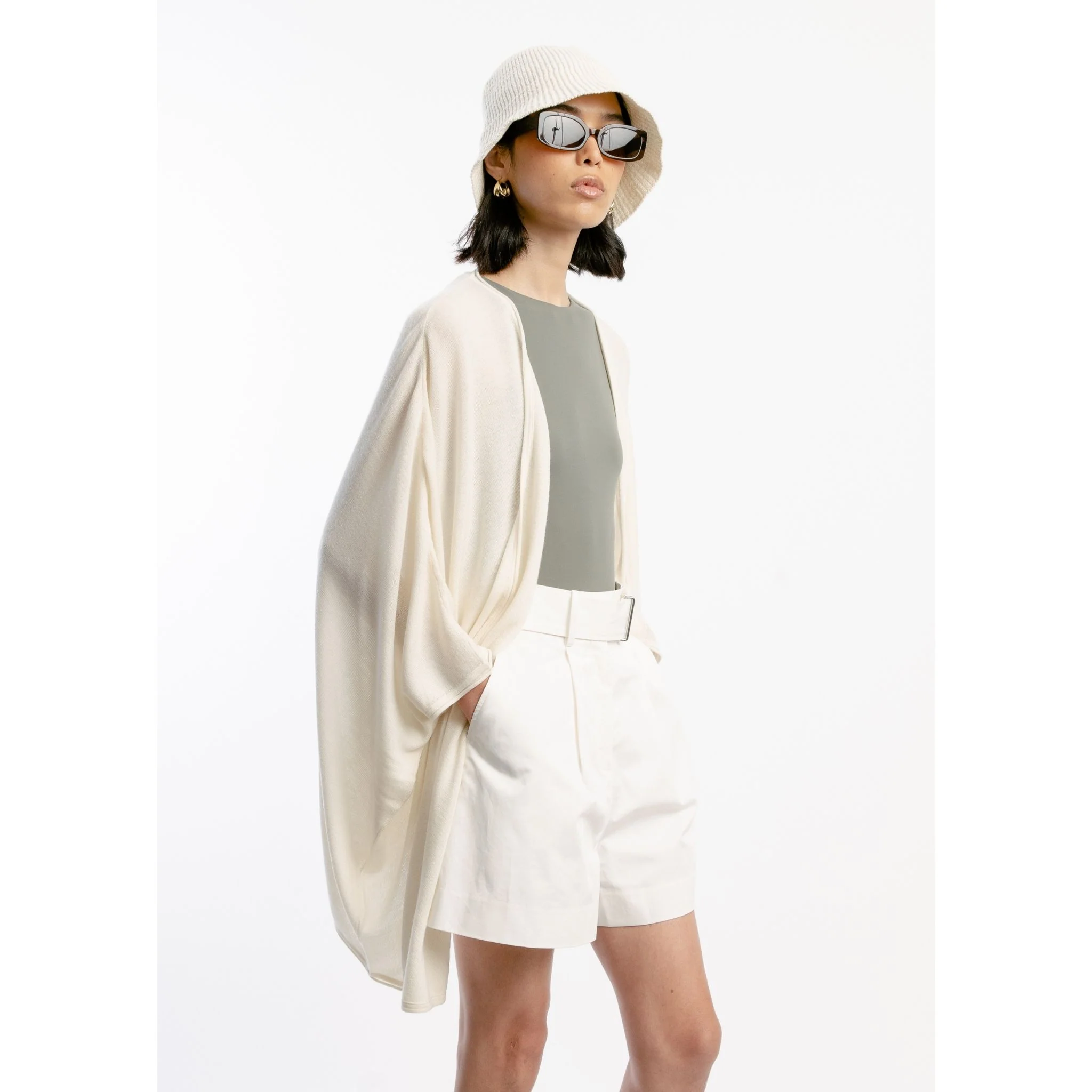 Chalk Lesley Open Cardigan Natural Poncho - Image 3