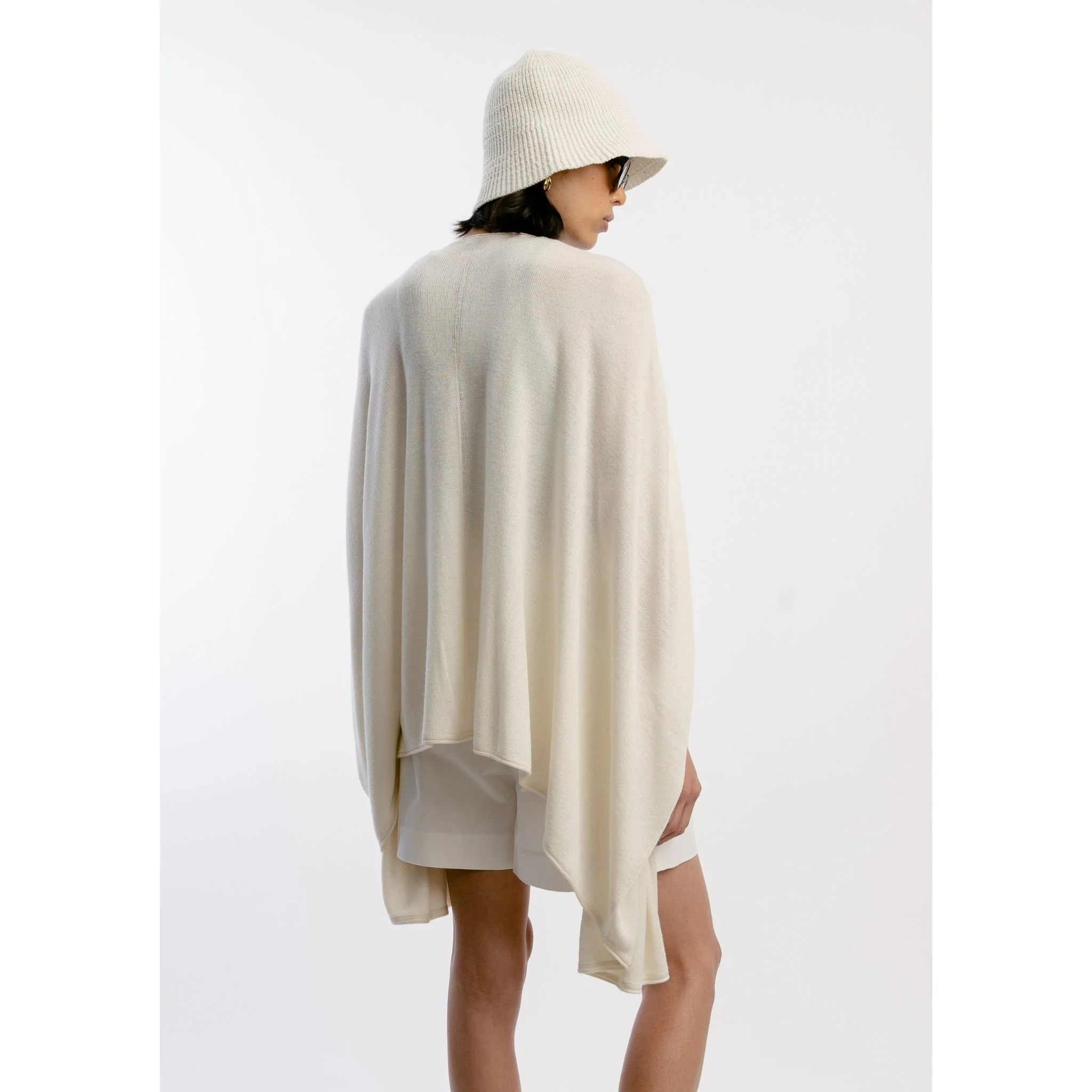 Chalk Lesley Open Cardigan Natural Poncho - Image 4