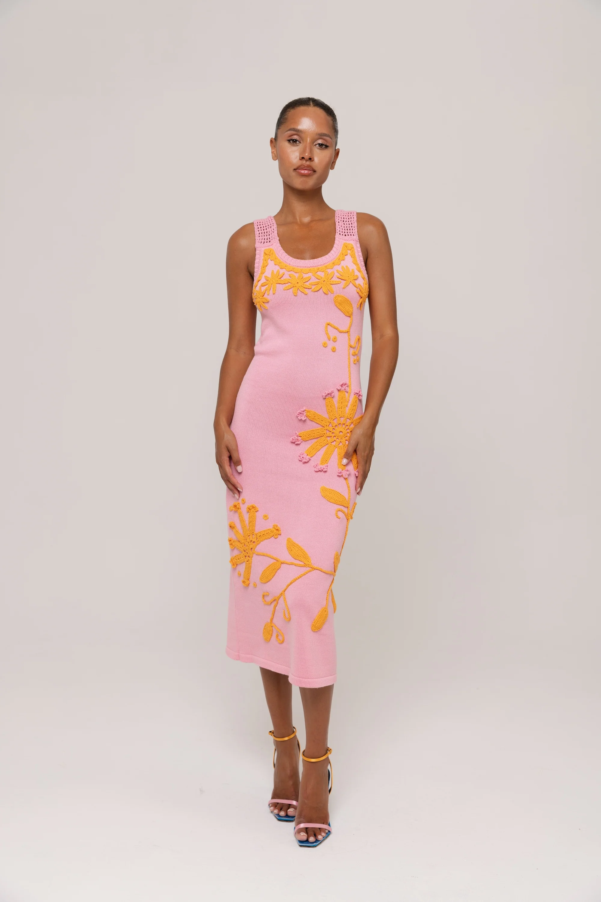 Pink Knit Midi Dress with Golden Handmade Floral Embroidery - Image 2