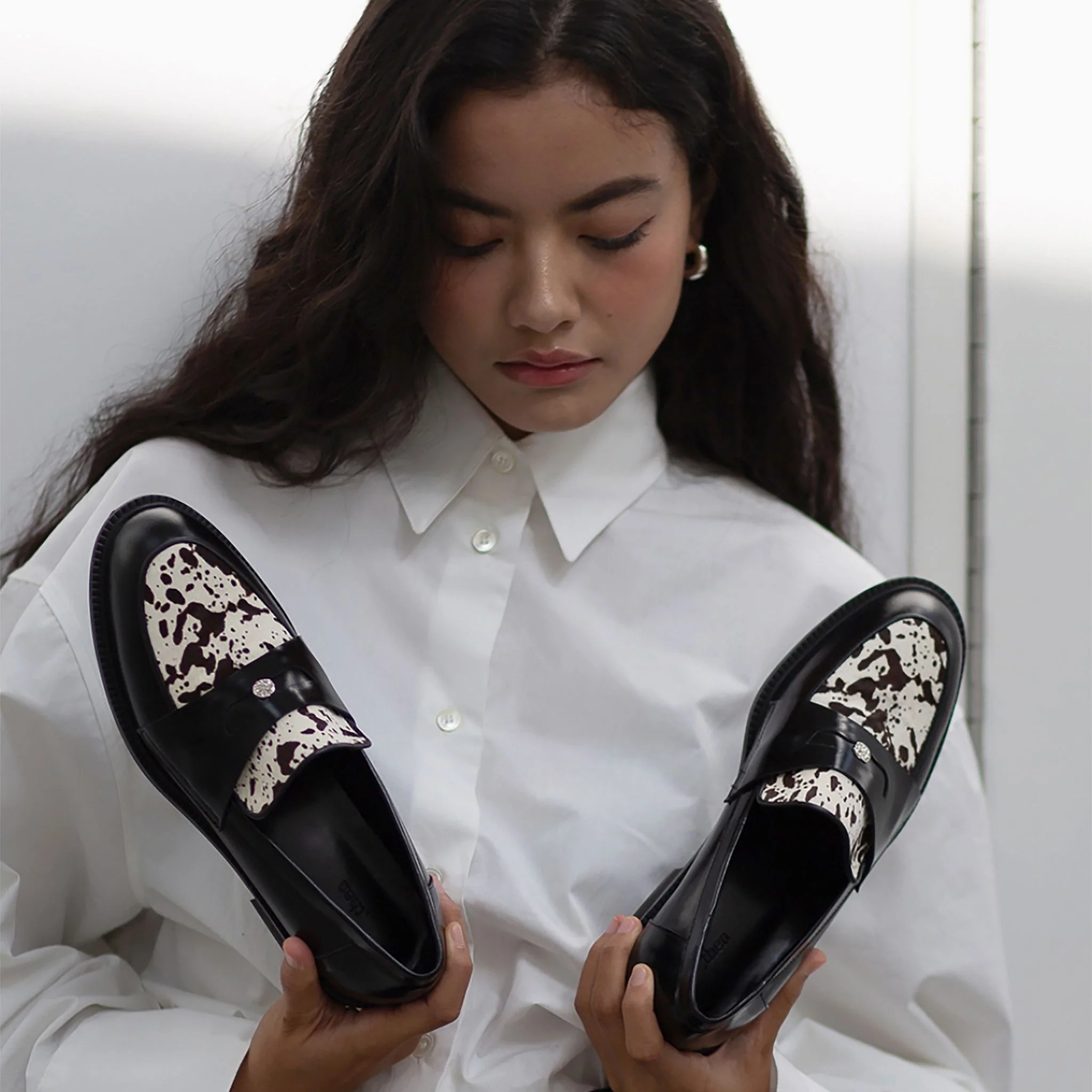 Black Leather Loafers with 
Cowhide Print Vamp - Image 7