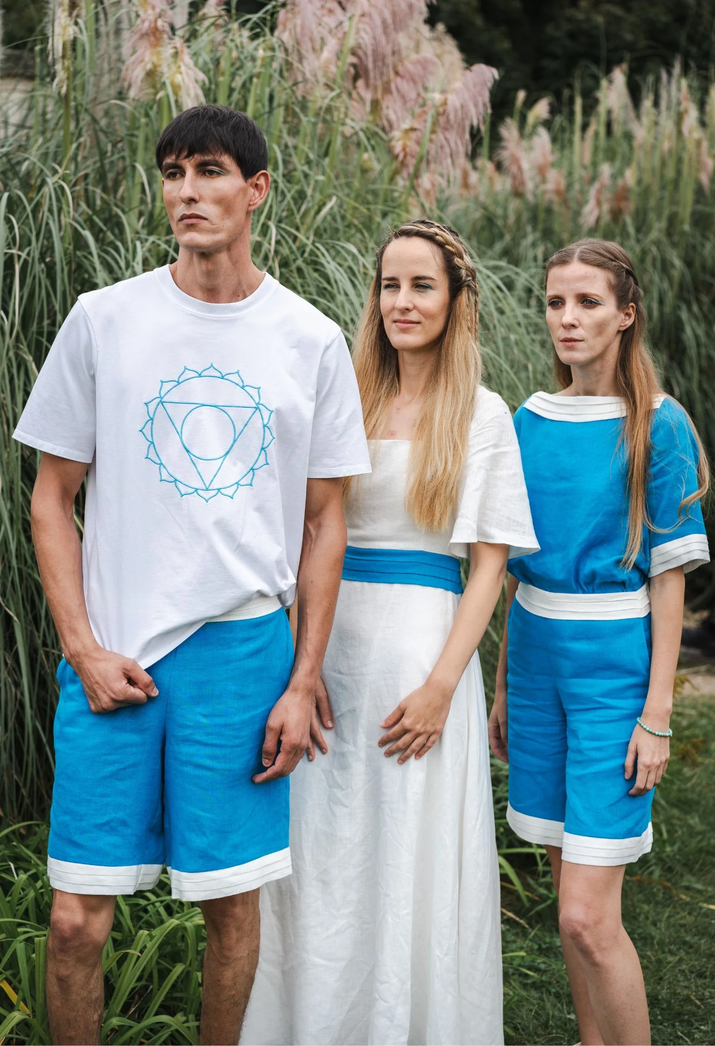 Turquoise Linen Bermuda Shorts with White Trim - Image 4