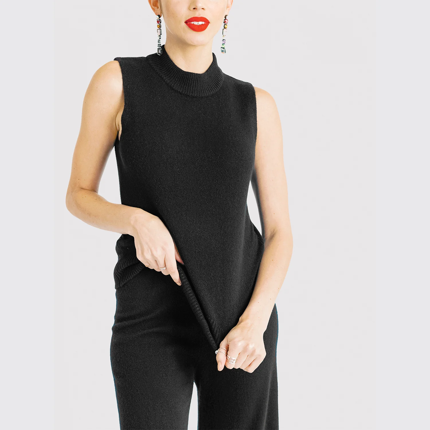 Cashmere Mockneck Sleeveless Top | Black - Image 3