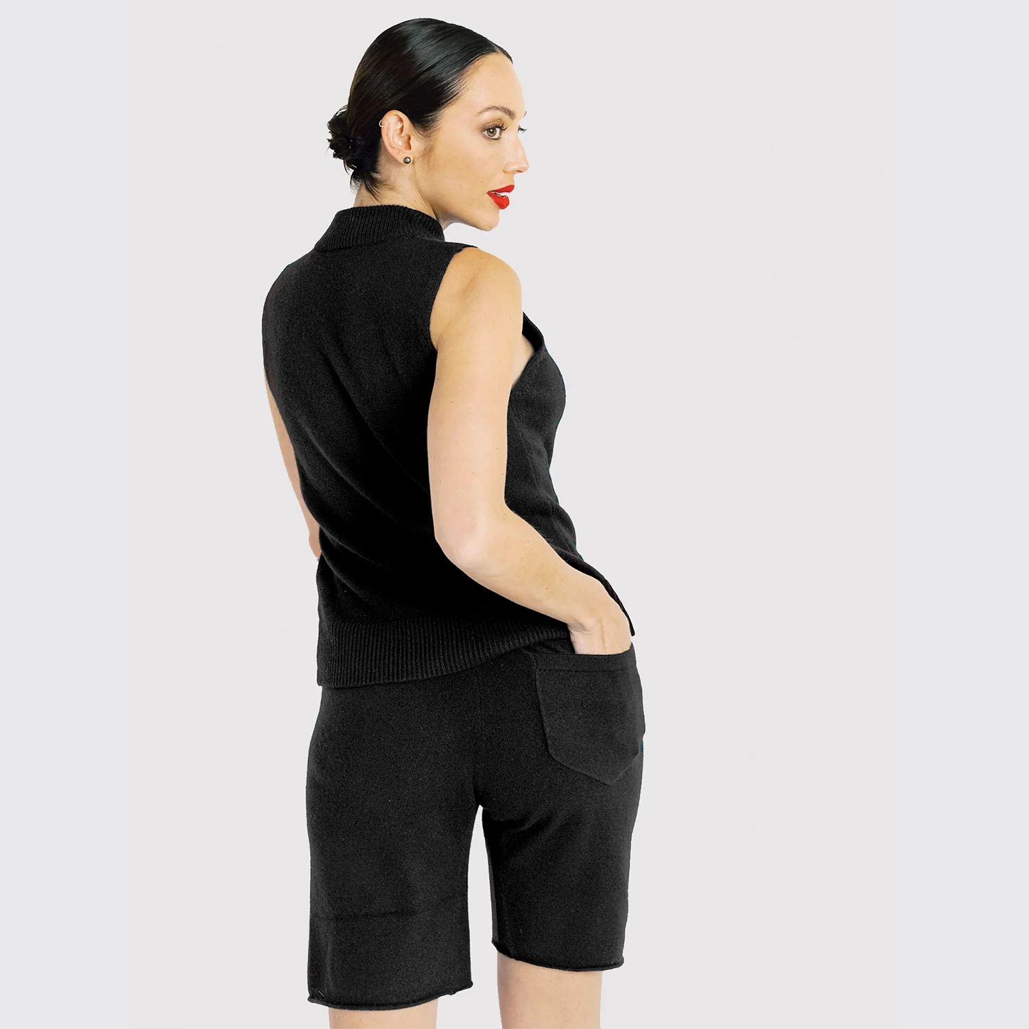 Cashmere Shorts | Black - Image 3